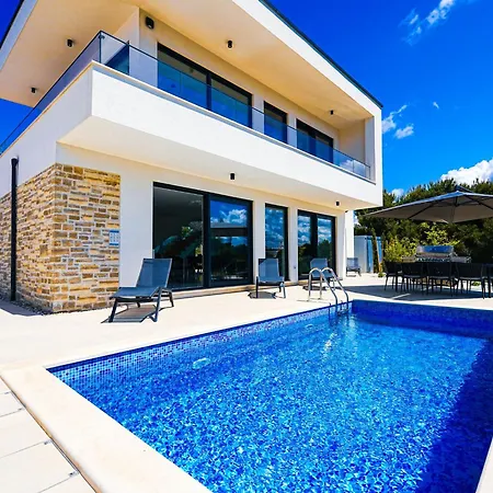 By Interhome Villa *