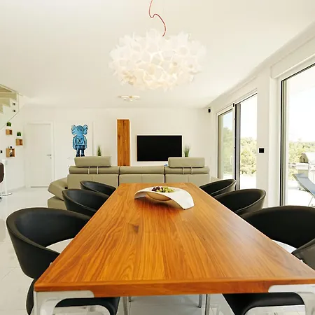 By Interhome Villa *