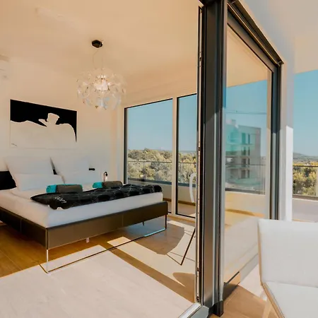 By Interhome *