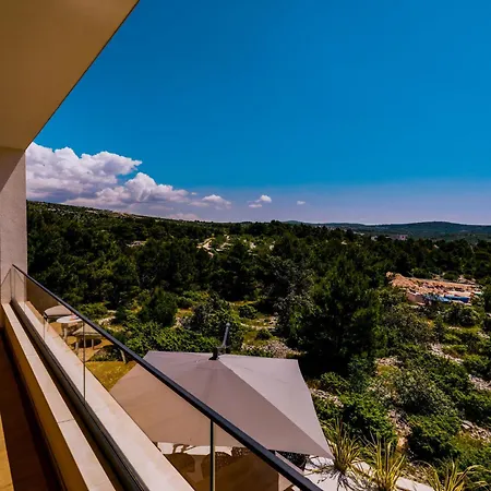By Interhome Villa *